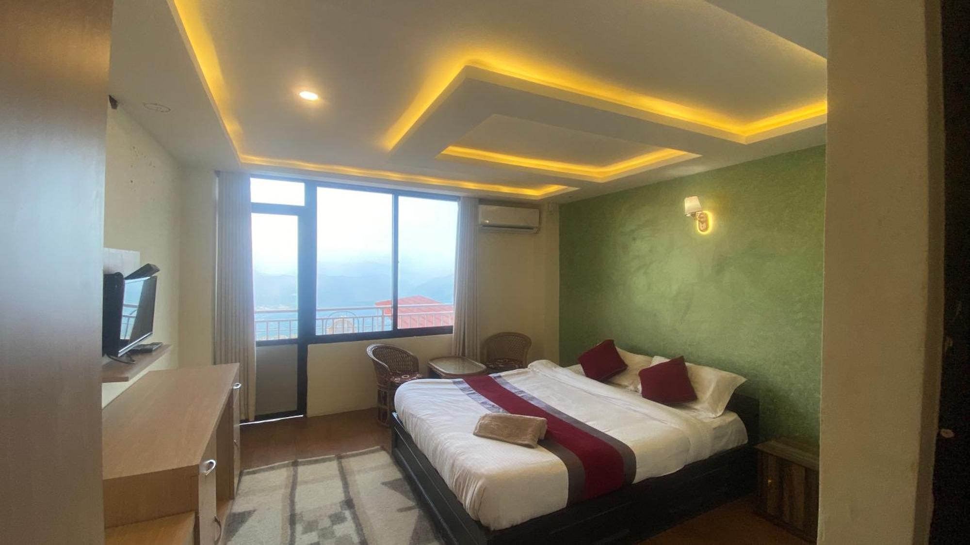 Himalayan Sunrise Hotel Дхуликел Екстериор снимка